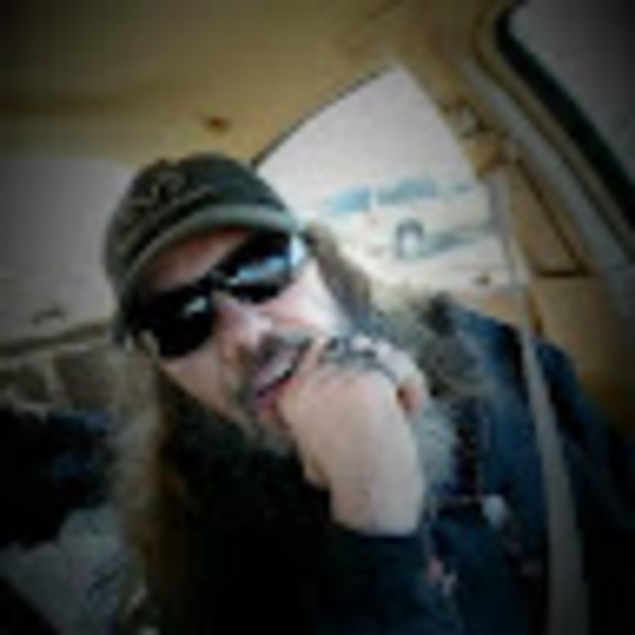 Meet your Posher, Jeff - Picture 1 of 1